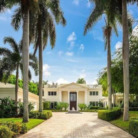 Teresa Muchnik Rosenblum used to live in this Florida house.